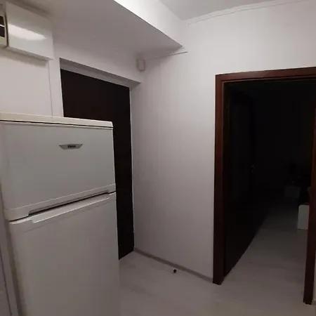 아파트 Apartamentul De Langa Plaja 100m